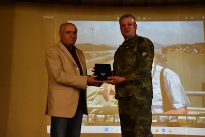 Симеон Идакиев показа филма си за Националния военен университет пред курсанти и офицери