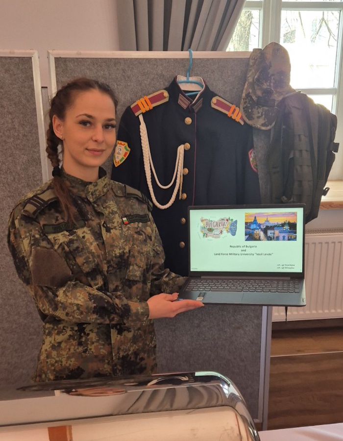 Военно обучение в Литва Военно обучение в Литва