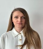 Анелия Николова