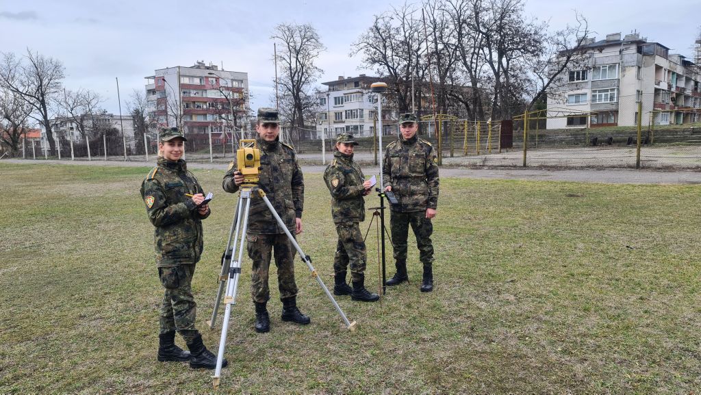 Катедра "Геодезия" Катедра "Геодезия"