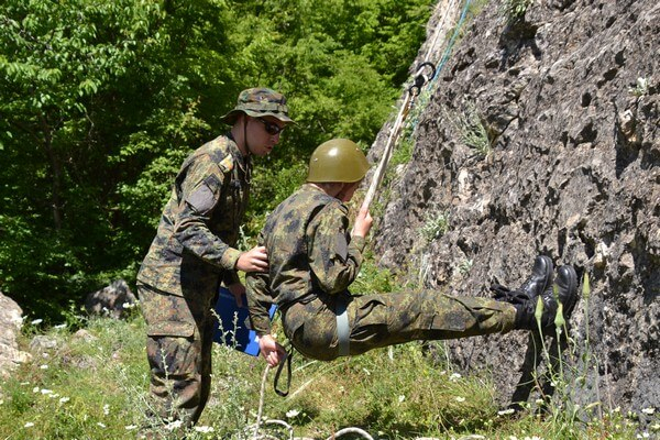 Да оцелееш два дни сред природата