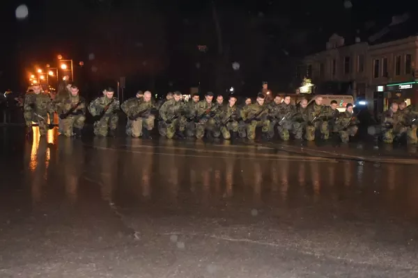 Военен ритуал по полагане на венци на Паметника на загиналите във войните в гр. Шумен