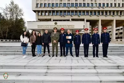 Курсанти и студенти от НВУ бяха на посещение в Министерстовото на външните работи