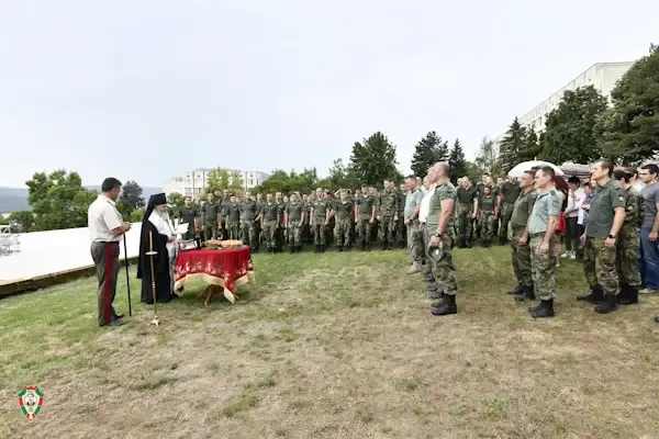 Дядо Григорий освети амфитеатъра в НВУ